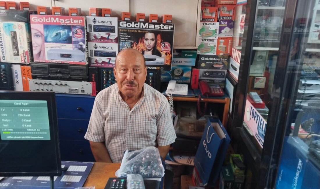 Radyo ve televizyon tamirciliğinde 55 yılı geride bıraktı &nbsp; Mersin’in