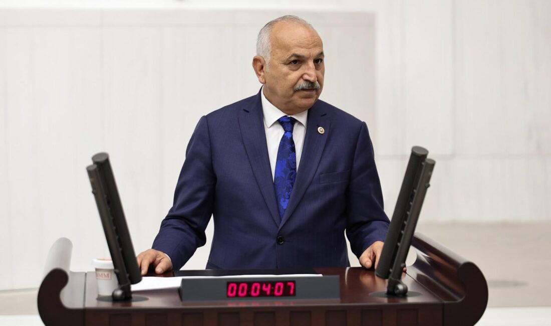 Dinçer’den Esnafa Sicil Affı ve Faizsiz Yapılandırma İçin Kanun Teklifi YENİ Parti Mersin Milletvekili Talat Dinçer, ekonomik nedenlerle kamu borçlarını