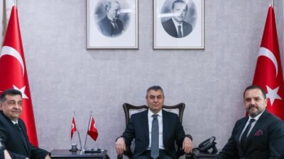 Mersin Valisi Sayın Atilla Toros, makamında Yeni Mersin İdman Yurdu
