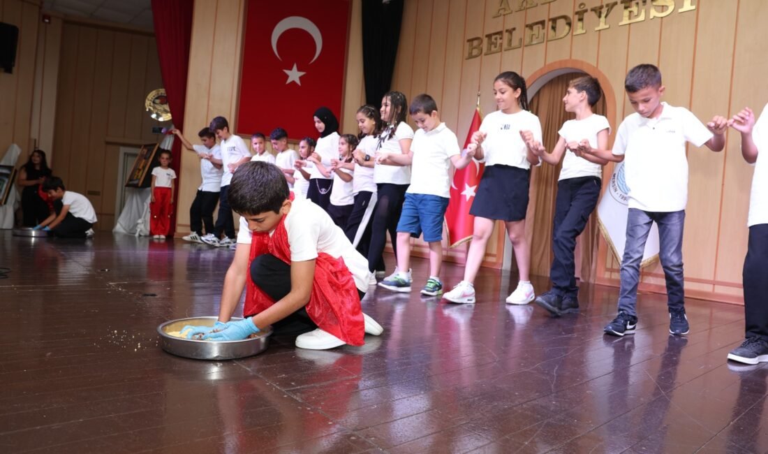Akdeniz Belediyesi Kültür ve Sosyal İşler Müdürlüğü tarafından “Emekten Sahneye”