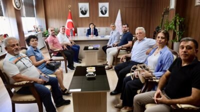 Büfeciler ve Kantinciler Odası Başkanı Adem Yaşat ve Yönetim Kurulu