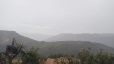 Mersin’in Gülnar ilçesinde de sabah saatlerinde başlayan yağmur, Gülnar ve