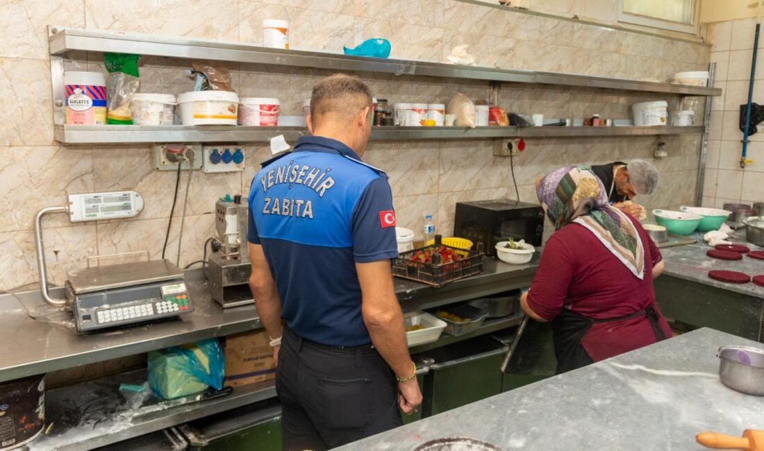 Yenişehir Belediyesi Zabıta Müdürlüğü ekipleri ilçede faaliyet gösteren dondurma satış