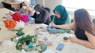 Akdeniz Belediyesi tarafından, Akdeniz Kaymakamlığı bünyesinde faaliyet gösteren Özgürlük Mahallesi’nde