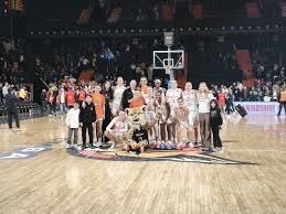 Halkbank Kadınlar Basketbol Süper Ligi’nde mücadele eden Çimsa ÇBK Mersin,
