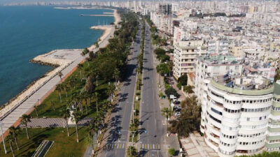 DEM Parti Mersin Milletvekili Av. Ali Bozan, Mersin’de giderek büyüyen