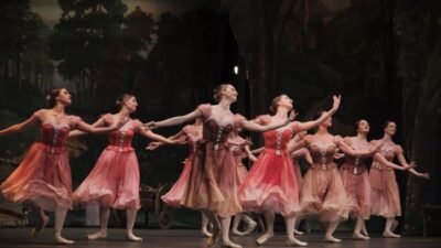Mersin Devlet Opera ve Balesi, romantik bale repertuvarının ölümsüz eserlerinden