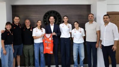 ÇBK Mersin Basketbol Kulübü altyapı sporcuları Kadriye Duru Özek, Ayşe