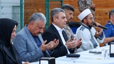 Valisi Atilla Toros, Mevlid-i Şerif programına katıldı Mersin Valisi Atilla Toros, 2025 yılında Şehit olan Polis Memuru