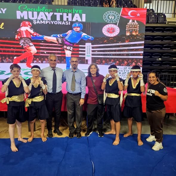 Mersinli Sporculardan Muaythai’de Büyük Başarı 24–29 Ağustos 2026 tarihleri arasında İstanbul’da düzenlenen Minikler ve Yıldızlar