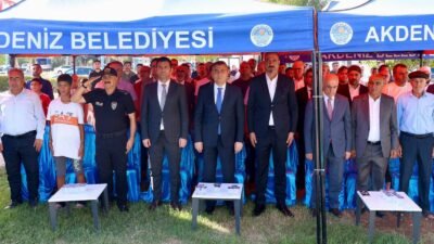 Vali Toros temel atma törenine katıldı Mersin Valisi Atilla Toros, Akdeniz ilçesi Emek Mahallesinde yapılması planlanan