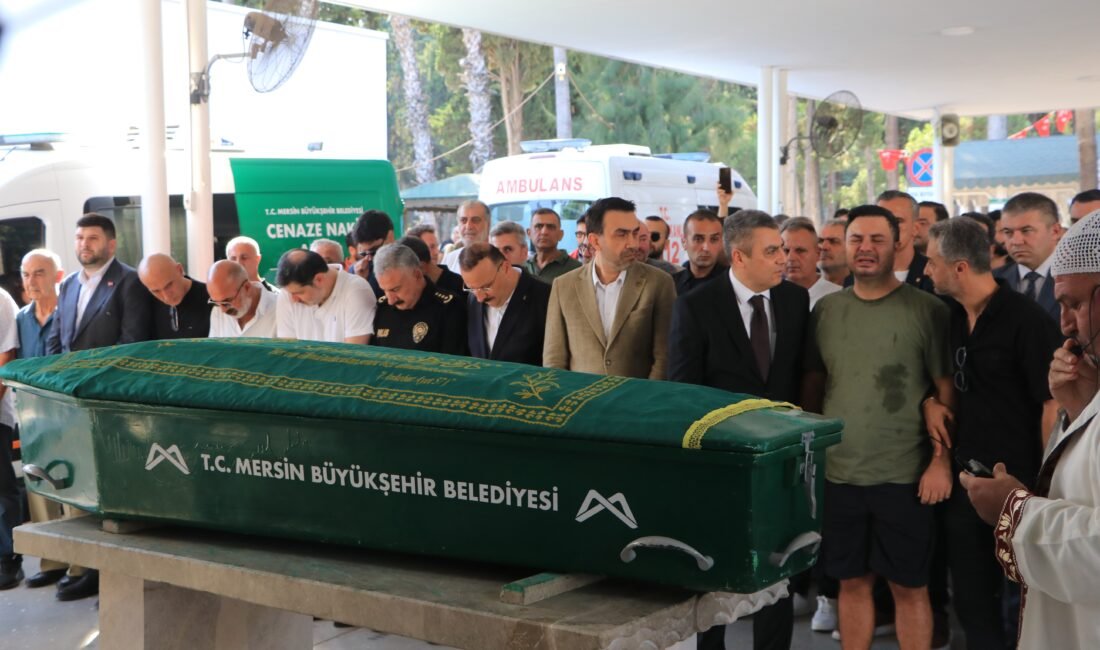 Gemi faciasında hayatını kaybeden Reyhan Verim Mersin’de toprağa verildi Kuzey Kıbrıs Türk Cumhuriyeti’nin (KKTC) Girne kenti açıklarında meydana gelen