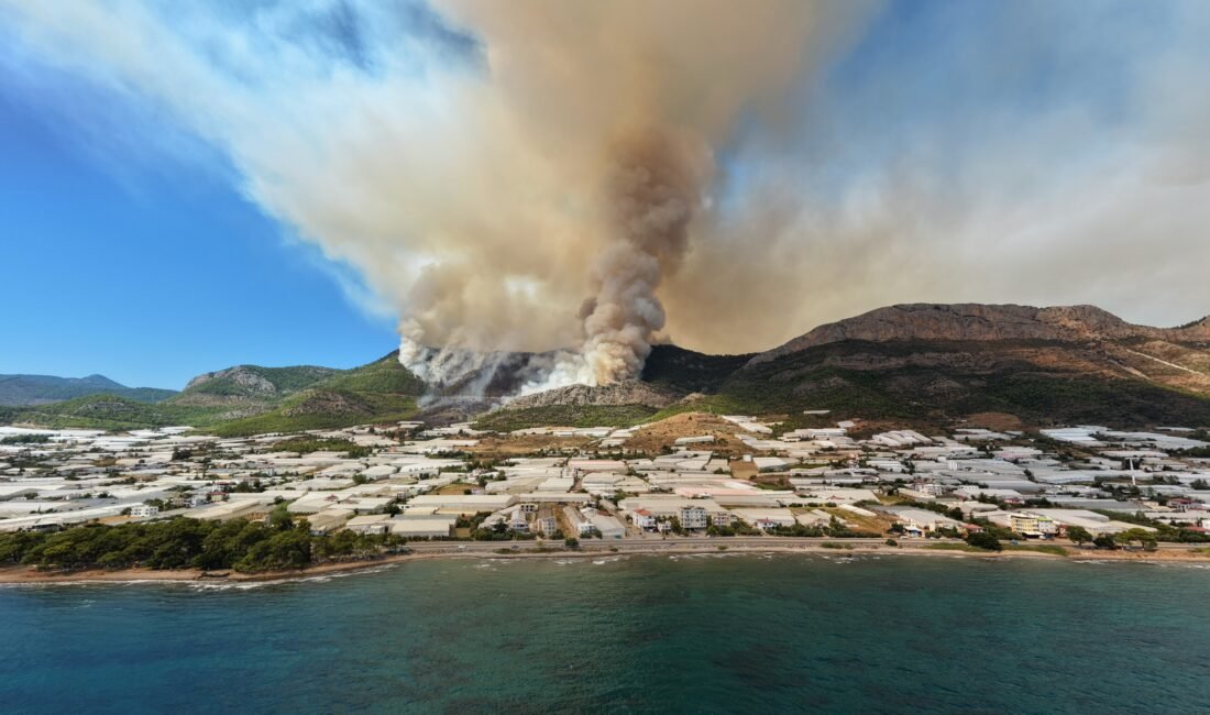 Antalya ve Mersin’deki yangınların enerjisi düşürüldü Orman Genel Müdürlüğü (OGM), Antalya Aksu, Antalya Kumluca ve Mersin