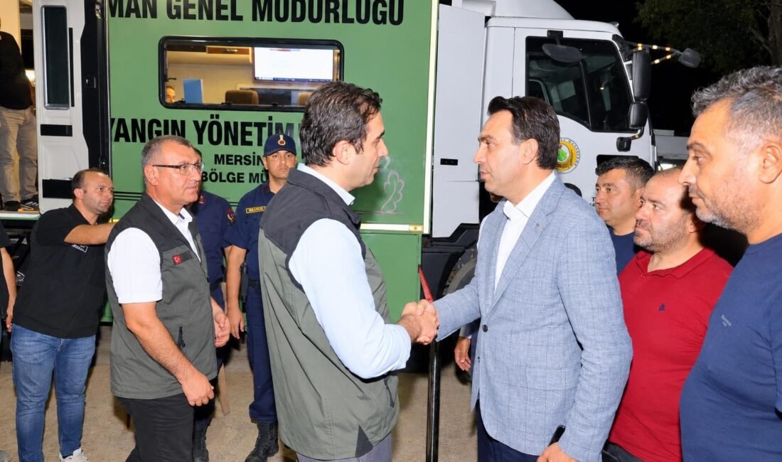 AK Parti Mersin İl Başkanı Aldemir: “Devletimiz tüm imkanlarıyla sahada” AK Parti Mersin İl Başkanı Adem Aldemir, Bozyazı ilçesinde çıkan orman yangınının