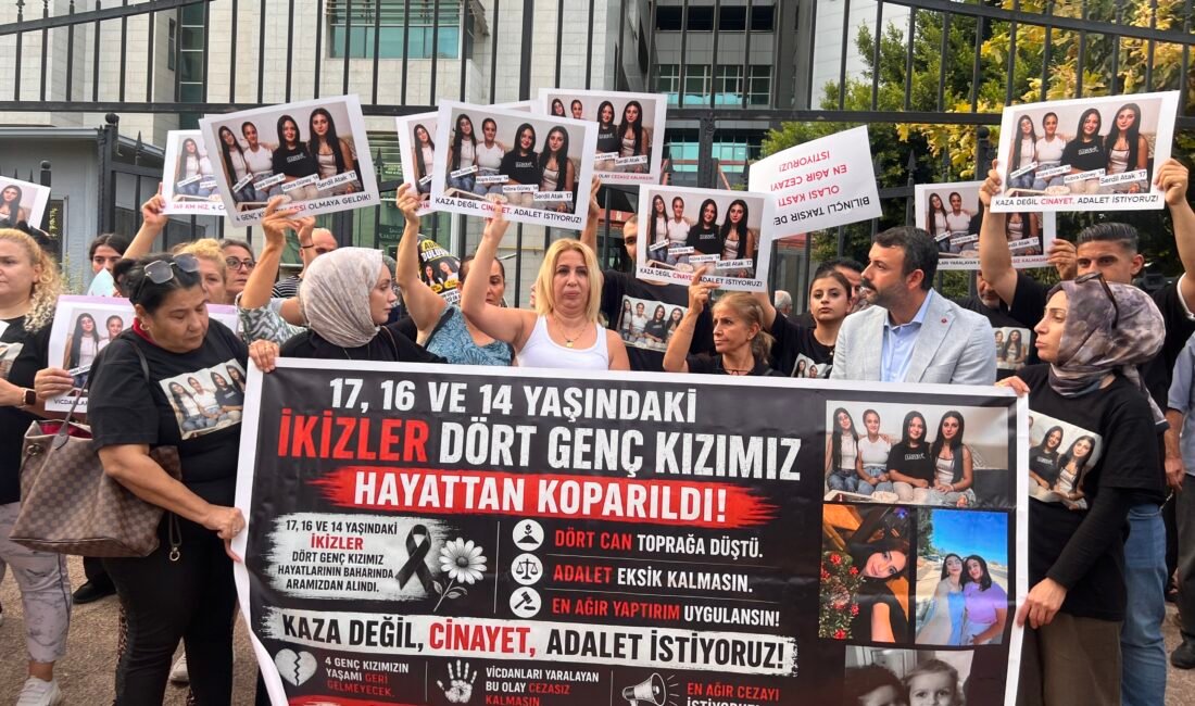 Mersin’de kullandığı cipin refüjde karşıya geçmek için bekleyen yayalara çarpması
