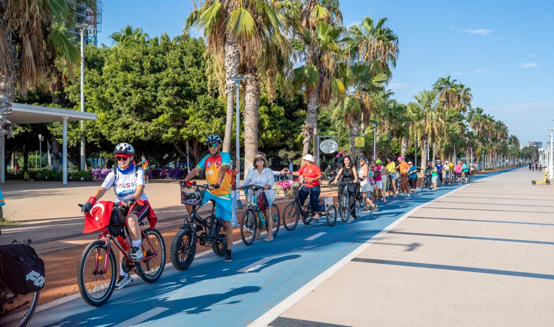 BİSİKLETSEVERLER AVRUPA HAREKETLİLİK HAFTASI İÇİN PEDAL ÇEVİRDİ Mersin Büyükşehir Belediyesi, 16-22 Eylül ‘Avrupa Hareketlilik Haftası’ kapsamında kentte