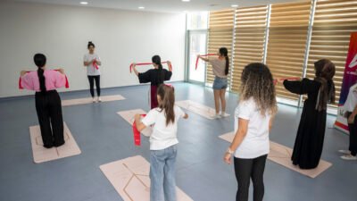 BÜYÜKŞEHİR’DEN GENÇ KIZLARA ‘DURUŞUNLA GÜÇLEN’ DESTEĞİ Mersin Büyükşehir Belediyesi Sağlık İşleri Dairesi Başkanlığı tarafından 12-18 yaş