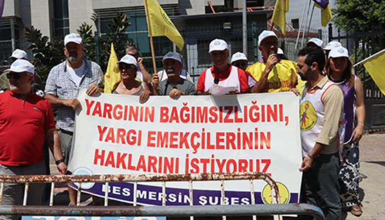 “Emekçinin Sorunları Bitmiyor” Büro Emekçileri Sendikası (BES) Mersin Şubesi, yeni adli yılın başlaması