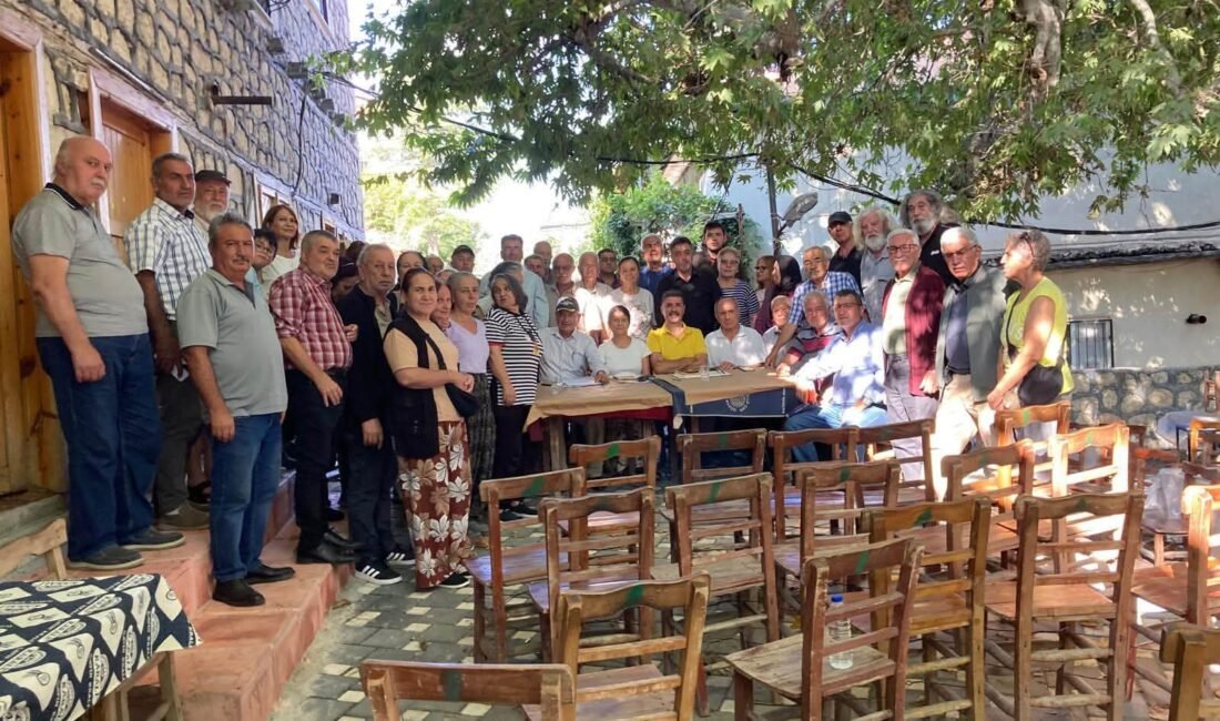 ARSLANKÖY HALKI MADENE KARŞI TEK YÜREK OLDU: “SUYUMUZA, HAVAMIZA SAHİP ÇIKIYORUZ” Arslanköy sakinleri, bölgede yapılması planlanan boksit madeni genişletmesine karşı Çınar