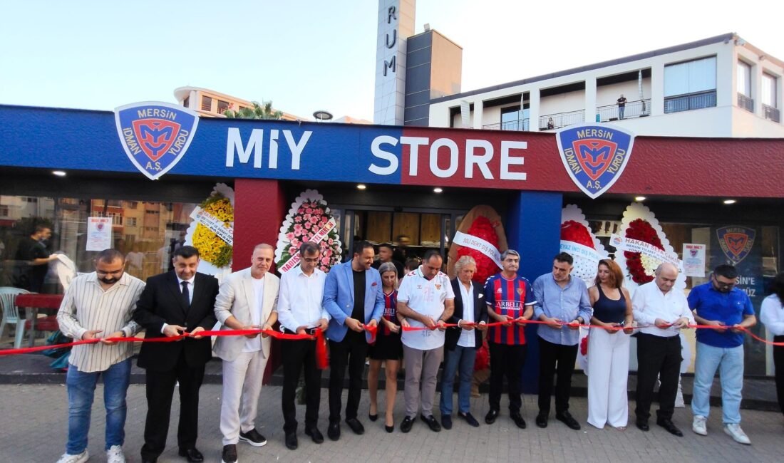 MİY STORE AÇILDI: “MERSİN İDMAN YURDU YENİDEN AYAĞA KALKACAK” Yeni Mersin İdman Yurdu’nun taraftarlarla buluşacağı MİY Store’un açılış töreni
