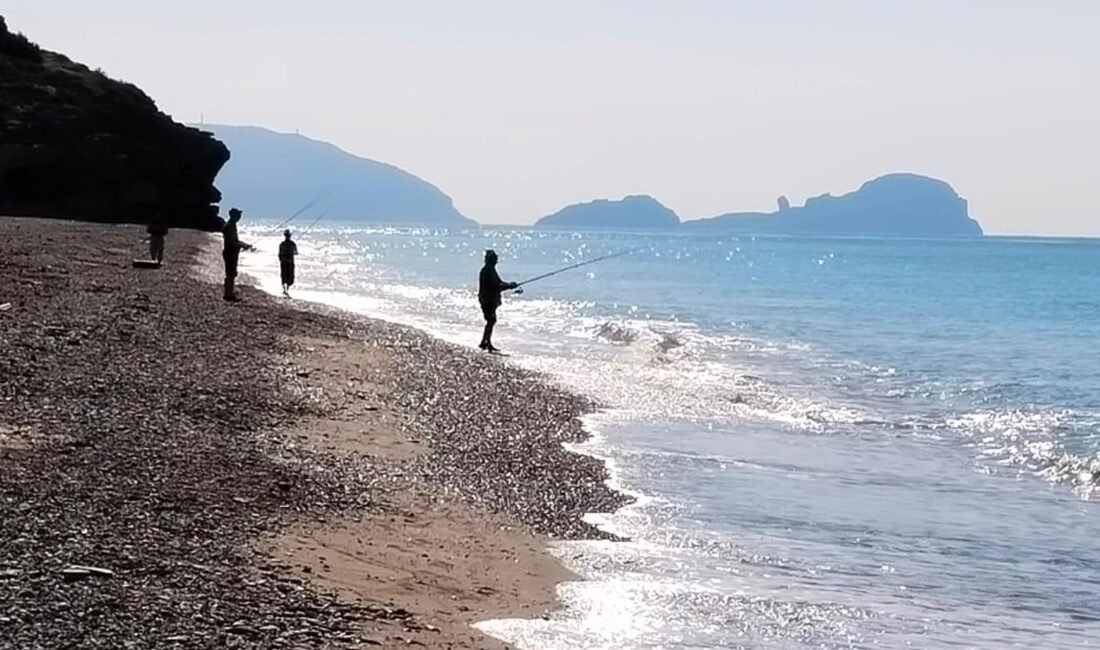 GÜLNAR SAHİLLERİ: HUZUR VE TERAPİ Mersin’in Gülnar ilçesinin Akdeniz kıyısında yer alan Büyükeceli, Yanışlı ve