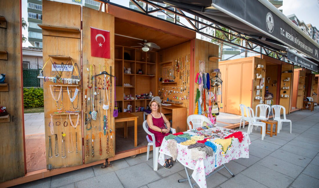 Mersin Büyükşehir Belediyesi; kadınların üretim süreçlerine katılımını destekleyen çalışmalarıyla, el