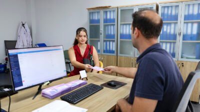 Mersin Büyükşehir Belediyesi, eğitimde fırsat eşitliğini güçlendirmek amacıyla hayata geçirdiği
