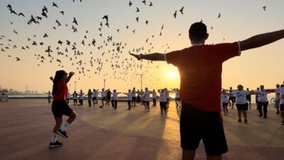 MERSİNLİLER BÜYÜKŞEHİR İLE GÜNE SPORLA BAŞLADI, GÜVENLİ ULAŞIMI DENEYİMLEDİ Mersin Büyükşehir Belediyesi, her yıl 16-22 Eylül tarihleri arasında kutlanan