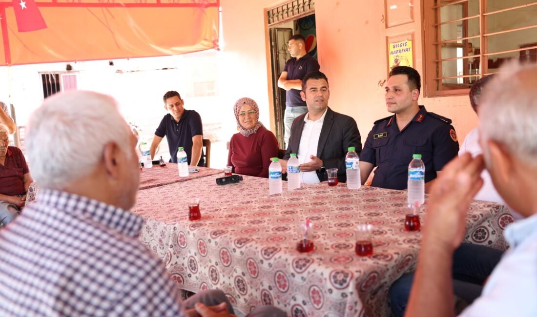 ‘Yönetime vatandaşlarımızı da katarak en doğruya ve güzele birlikte ulaşmaya çalışıyoruz’ Mahalle ziyaretlerini sürdüren, Akdeniz’de girilmedik sokak, dokunmadık vatandaş bırakmayan Akdeniz