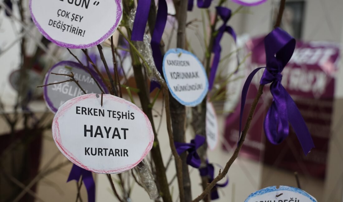 Toroslar Belediyesi, çalışanlarının mesleki gelişimlerinin yanı sıra sağlık konusunda da