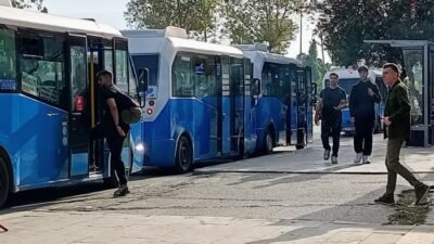 Artan maliyetler nedeniyle Mersin’de şehir içi toplu taşıma ücretleri güncellendi. Yeni
