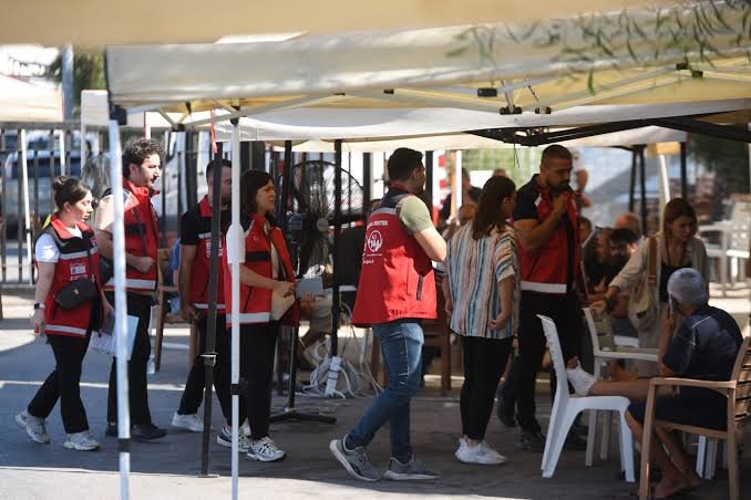 Mersin ve Adana’dan görevlendirilen 7 psikososyal destek personeli, KKTC’ye gönderildi. Aile Ve Sosyal Hizmetler Bakanlığı tarafından görevlendirilen 7 psikososyal destek