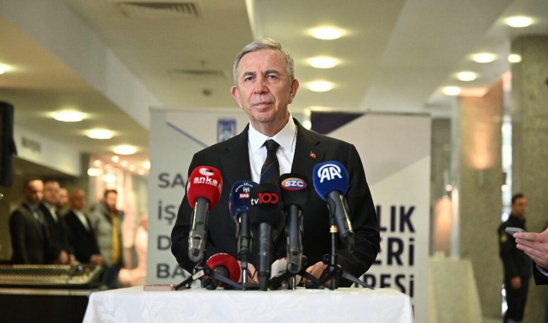 Mansur Yavaş CHP’den istifa etti Ankara Büyükşehir Belediye (ABB) Başkanı Mansur Yavaş, Cumhuriyet Halk Partisi’nden (CHP) istifa