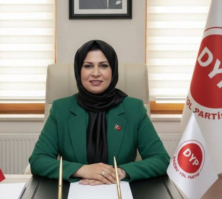 Doğru Yol Partili Başkan Nesrin Vural: Narenciye Dalında Değil, Üreticinin Yüzünde Gülsün Doğru Yol Partisi (DYP) Mersin İl Başkanı Nesrin Vural, Mersin’de