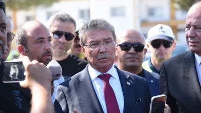 KKTC Başbakanı Ünal Üstel, Girne açıklarında meydana gelen gemi faciasının