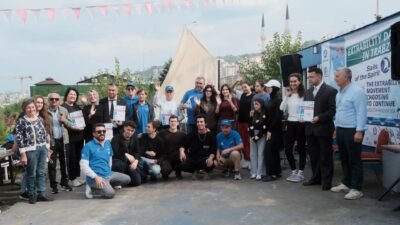 TAŞUCU, ULUSLARARASI “RUHUN YELKENLERİ” YARIŞINA EV SAHİPLİĞİ YAPACAK Mersin’in Taşucu ilçesi, 17 Ekim 2026 tarihinde yelken sporunu, yaratıcılığı