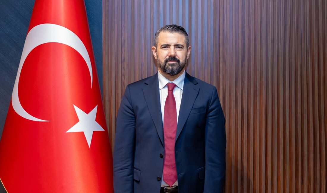 Mezitli Belediye Başkan Vekili Turgut Selağzı, Cumhuriyetimizin kuruluşunun 103. yıl