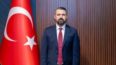 Mezitli Belediye Başkan Vekili Turgut Selağzı, Cumhuriyetimizin kuruluşunun 103. yıl
