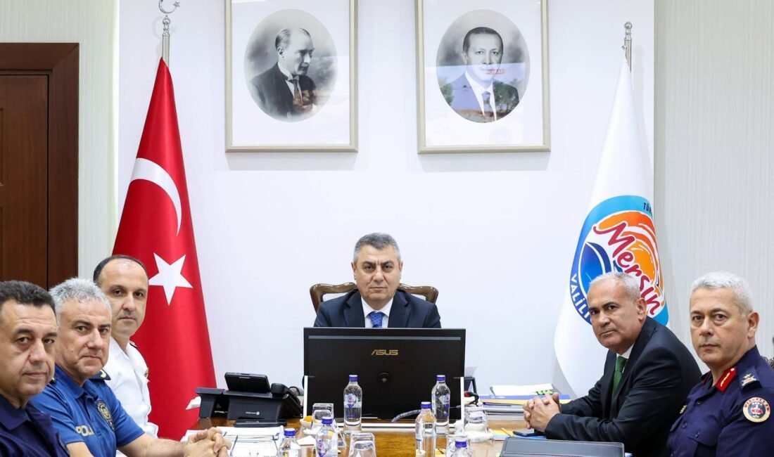Mersin Valisi Atilla Toros başkanlığında Güvenlik ve Asayiş Değerlendirme Toplantısı