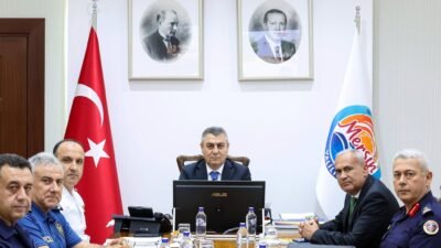 Mersin Valisi Atilla Toros başkanlığında Güvenlik ve Asayiş Değerlendirme Toplantısı