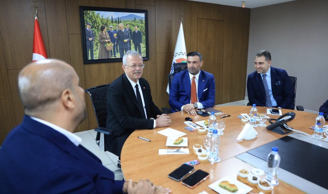 SABRİ TEKLİ’DEN YILDIZGÖRER’E HAYIRLI OLSUN ZİYARETİ Mersin Organize Sanayi Bölgesi (MOSB) Yönetim Kurulu Başkanı Sabri Tekli