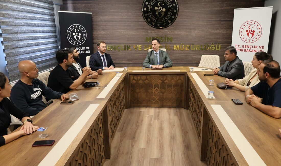 ÖZEL SPOR TESİSLERİNE ÇALIŞMA İZİN BELGELERİ VERİLDİ Mersin Gençlik ve Spor İl Müdürlüğü tarafından, mevzuat kapsamında gerekli