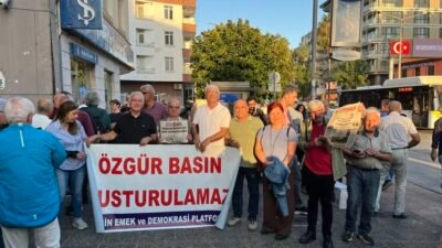 Mersin Emek ve Demokrasi Platformu üyeleri, Özgür Çocuk Parkı’nda yaptıkları