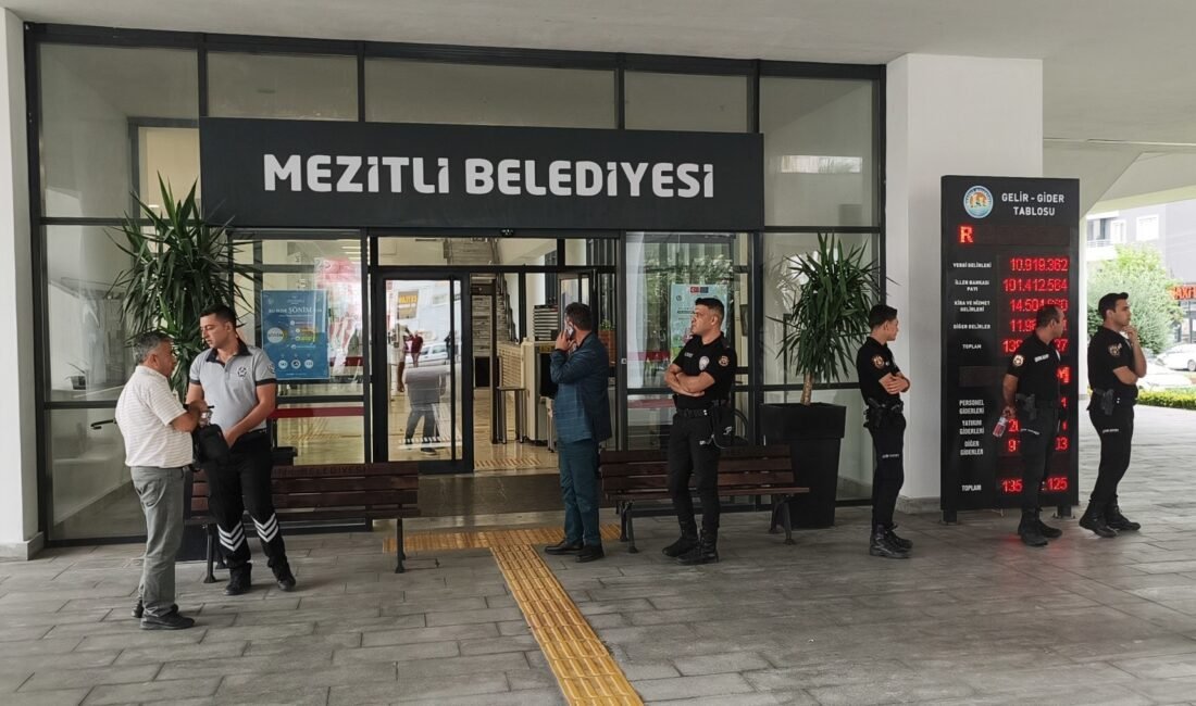 Mersin Cumhuriyet Başsavcılığınca Mersin‘deki belediyelere yönelik yürütülen soruşturma kapsamında gözaltına alınan Mezitli