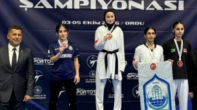 Ümitler Türkiye Taekwondo Şampiyonası’nda 46 kilogram kadınlar kategorisinde mücadele eden Mersinli