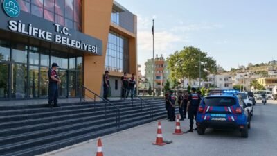 Mersin‘in Silifke ilçesinde belediyenin ihale, mal ve hizmet alımı, hakediş,