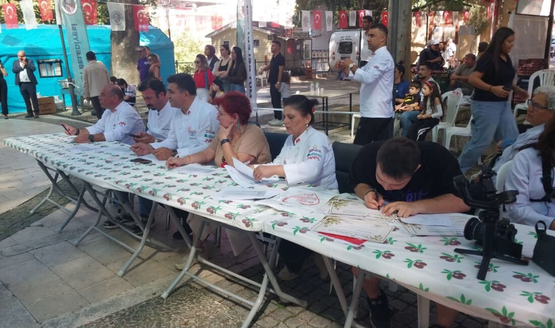 Festivalde en iyi zeytinyağlı yemek için yarıştılar Mersin’in Mut İlçesi’nde 3. Mut Zeytin ve Zeytinyağı festivali çerçevesinde