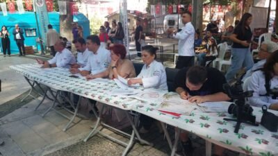 Festivalde en iyi zeytinyağlı yemek için yarıştılar Mersin’in Mut İlçesi’nde 3. Mut Zeytin ve Zeytinyağı festivali çerçevesinde
