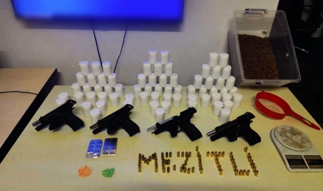 Mersin’in Mezitli ilçesinde bir iş yerine düzenlenen uyuşturucu ve ruhsatsız