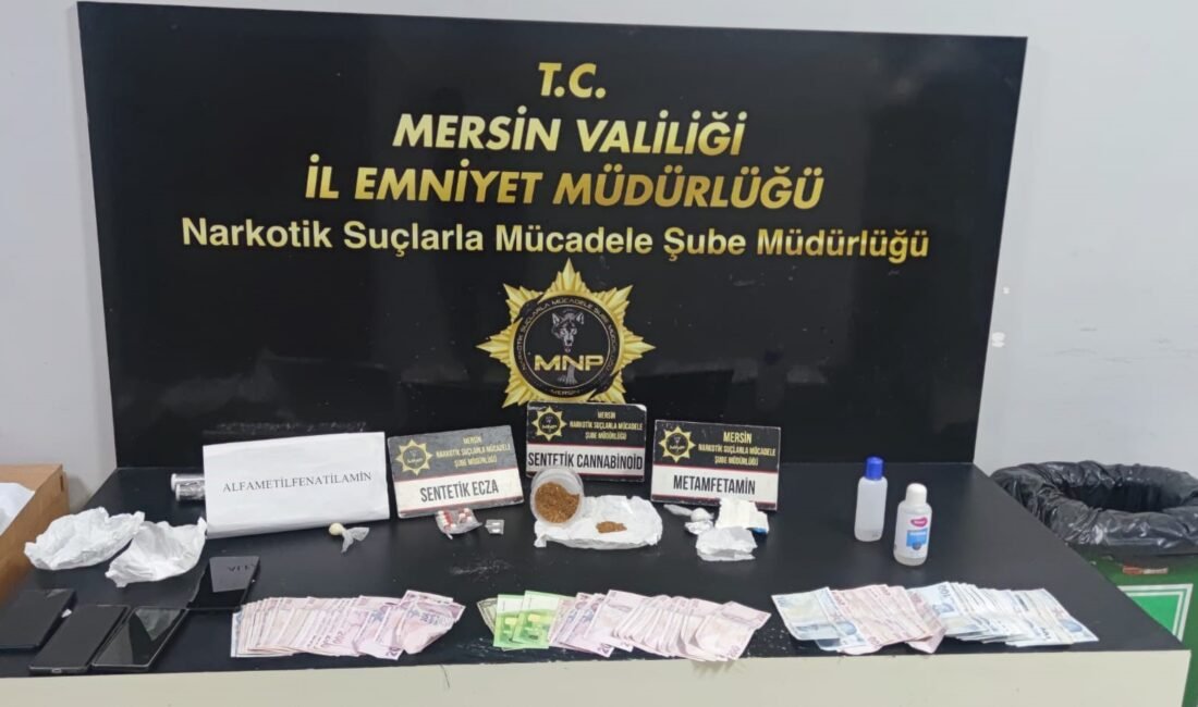 Mersin’de torbacı operasyonu: 4 tutuklama Mersin‘de uyuşturucu madde ticareti yapan ve torbacı tabir edilen sokak